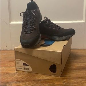 Patagonia scree shield new size 11.5